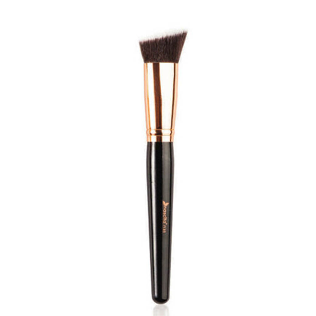 NASCITA Angled Kabuki Foundation Brush SH0135